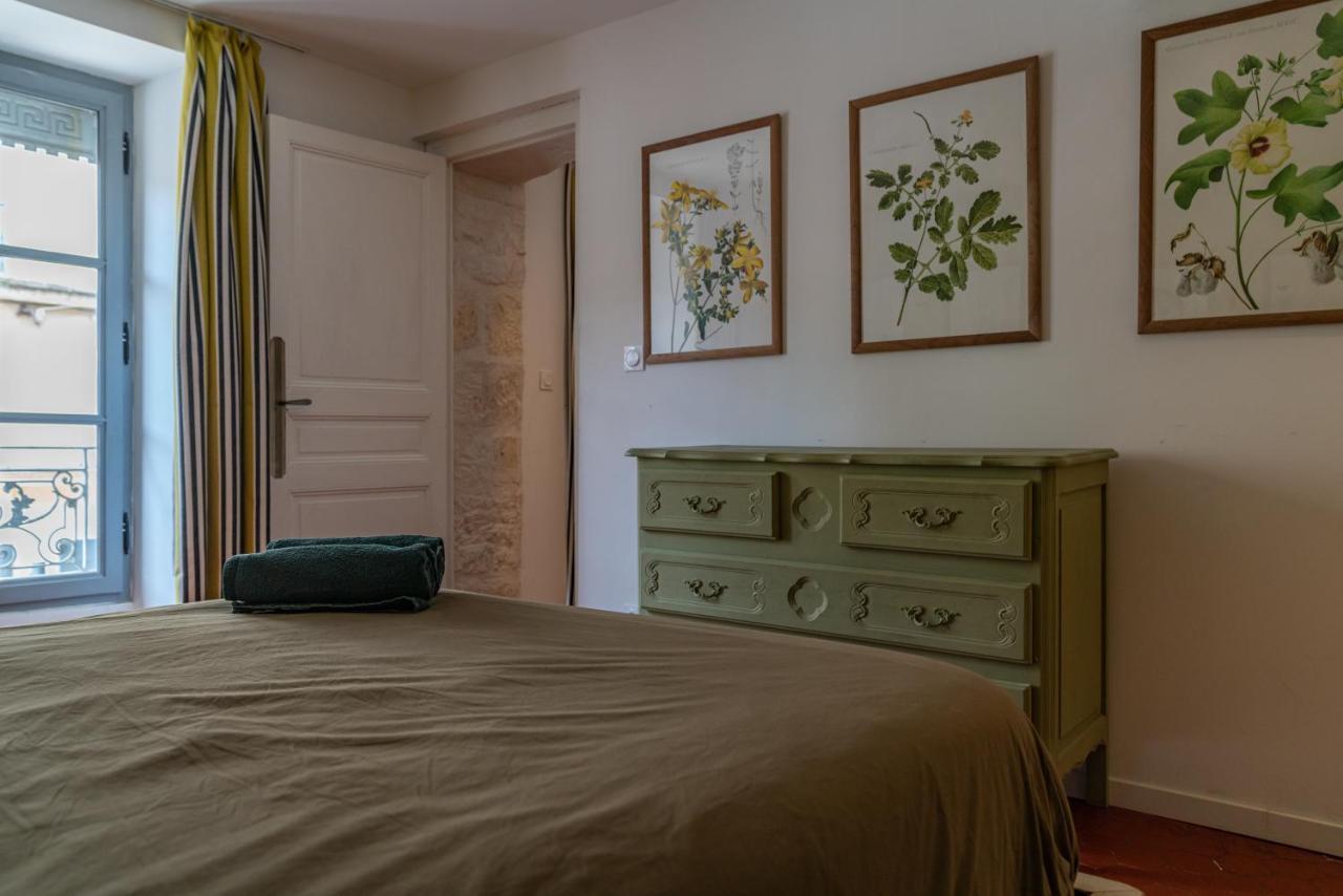 L'Envoutement Provencal Au Coeur De L'Ecusson - Une Nuit A ニーム エクステリア 写真